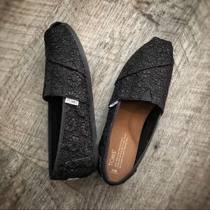 Tom’s Black Crochet Glitter Flats